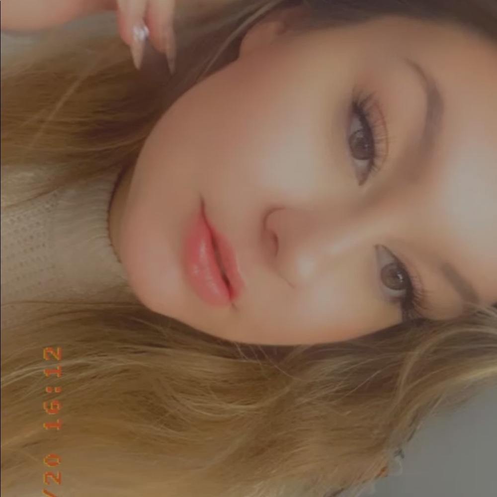 Meet your Posher, Savannah